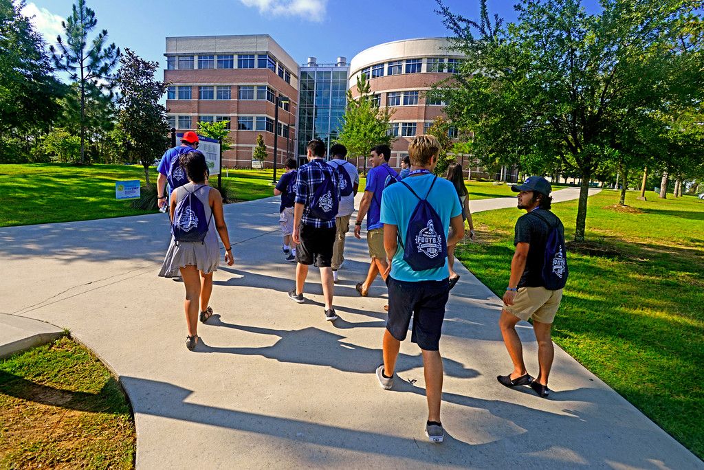 Dai-hoc-West-Florida-3